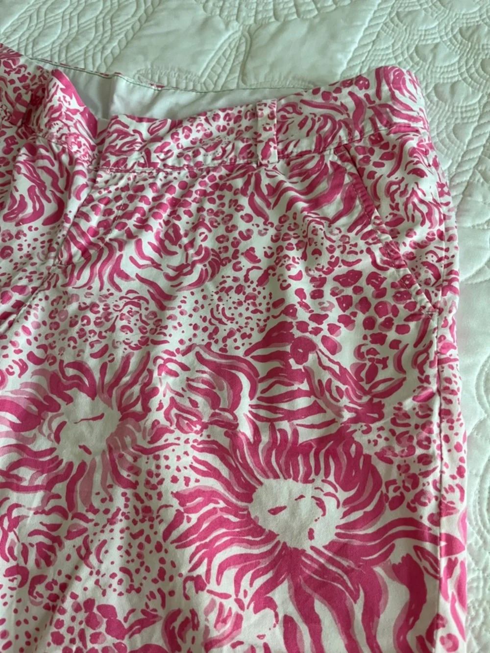 Lilly Pulitzer The Chipper Short - Picture 2 of 9